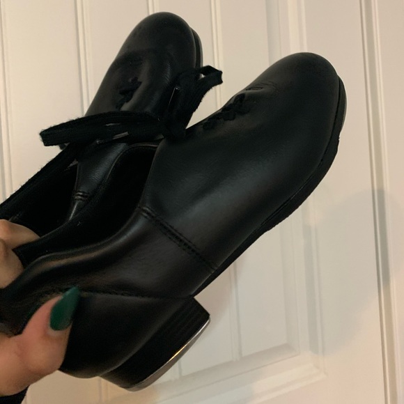 Capezio Tap Shoes - Picture 3 of 3